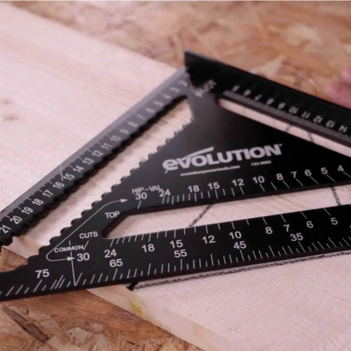 Équerre en Aluminium Evolution