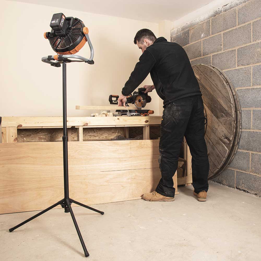 Trépied accessoire Evolution E1300TRP, réglable en hauteur 0.8-1.3m