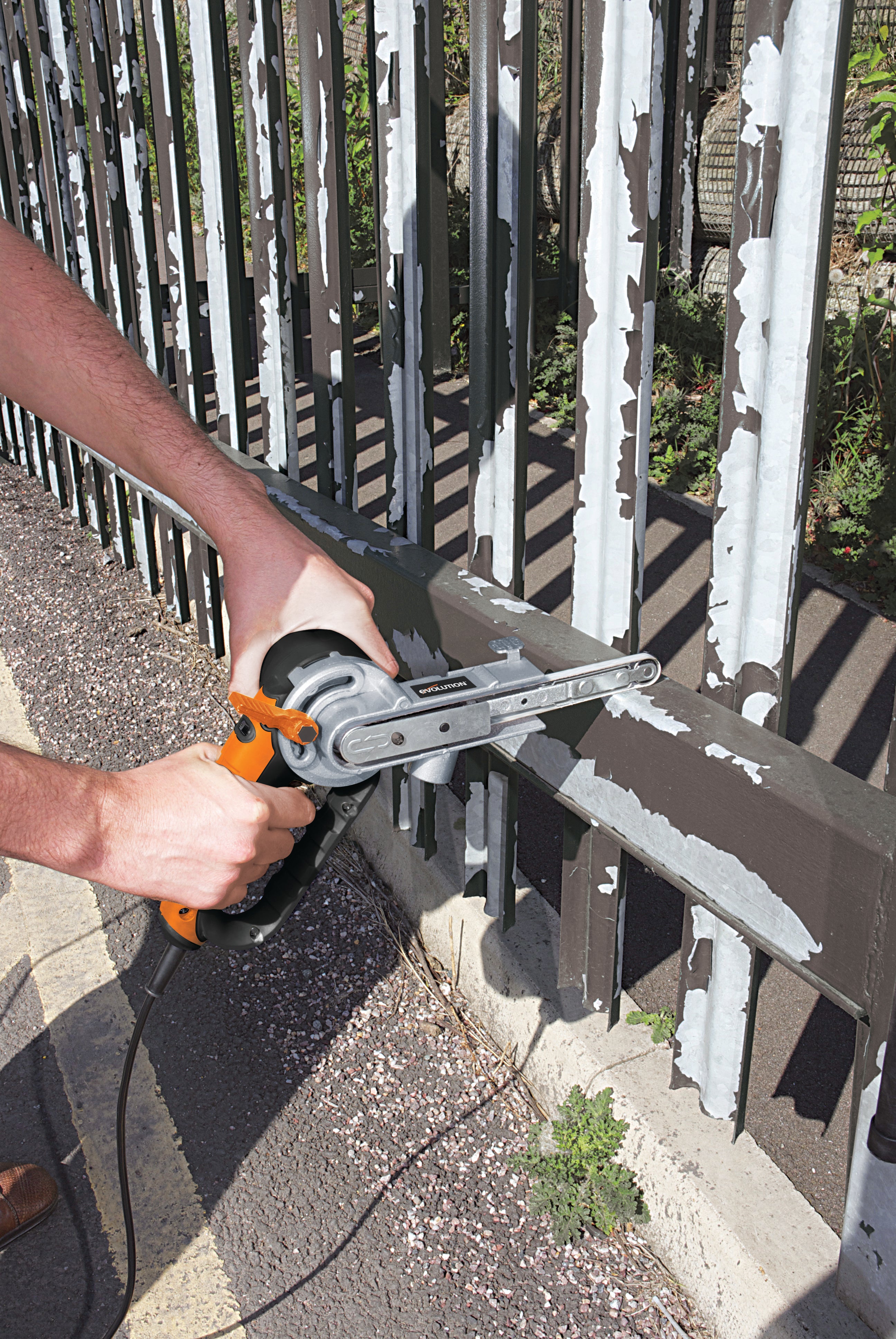 Lime électrique à bande 13mm x 457mm Evolution avec 3 bandes abrasives