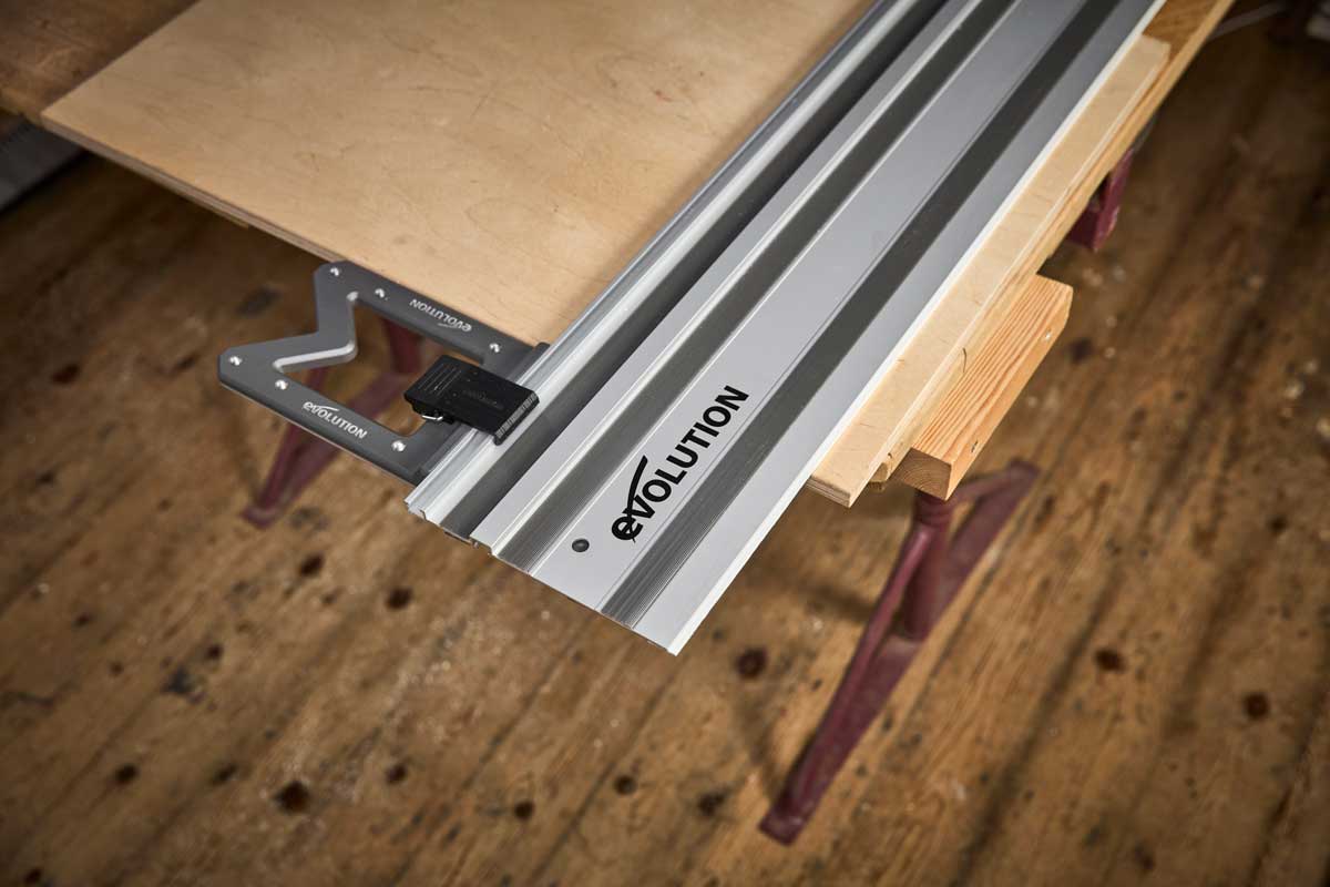 Équerre Universelle Evolution en Aluminium Monobloc pour Rail de Guidage G2 (nouvelle génération)