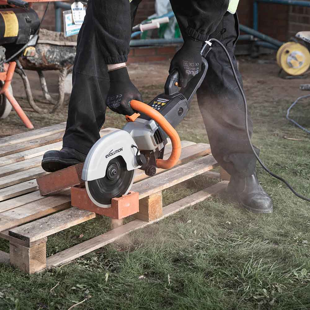 Disque diamant segmenté 230mm alésage 22,2mm Evolution pour scie à béton