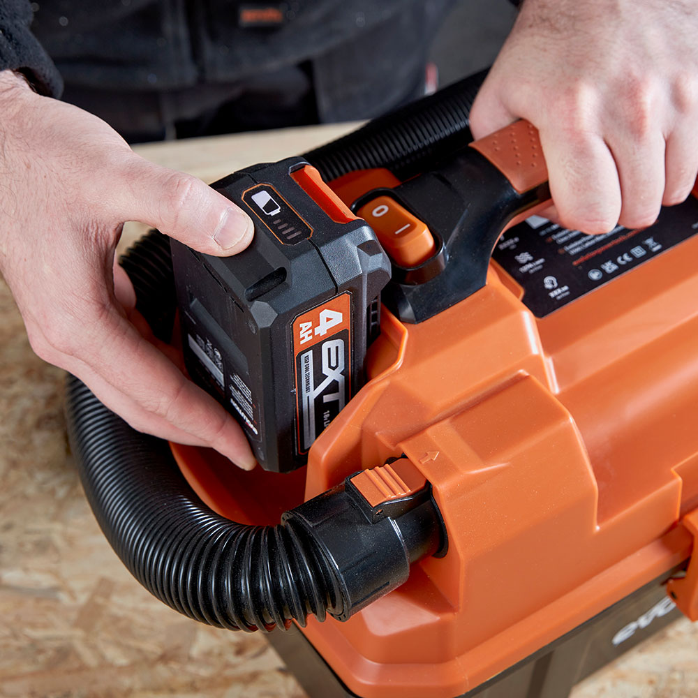 Batterie Li-Ion 4Ah 18V Evolution R18BAT-LI4